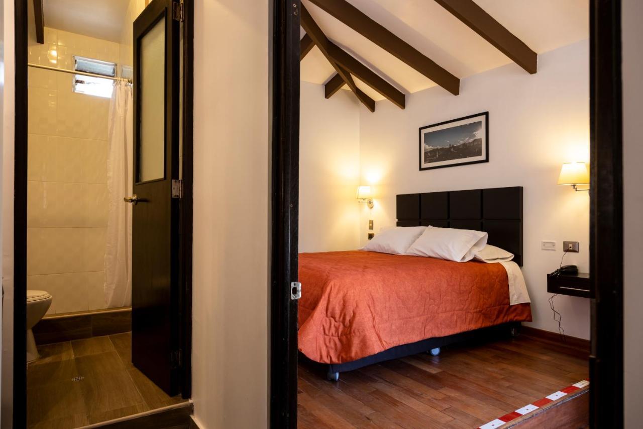 Hostal & Apartments El Triunfo Cuzco Buitenkant foto