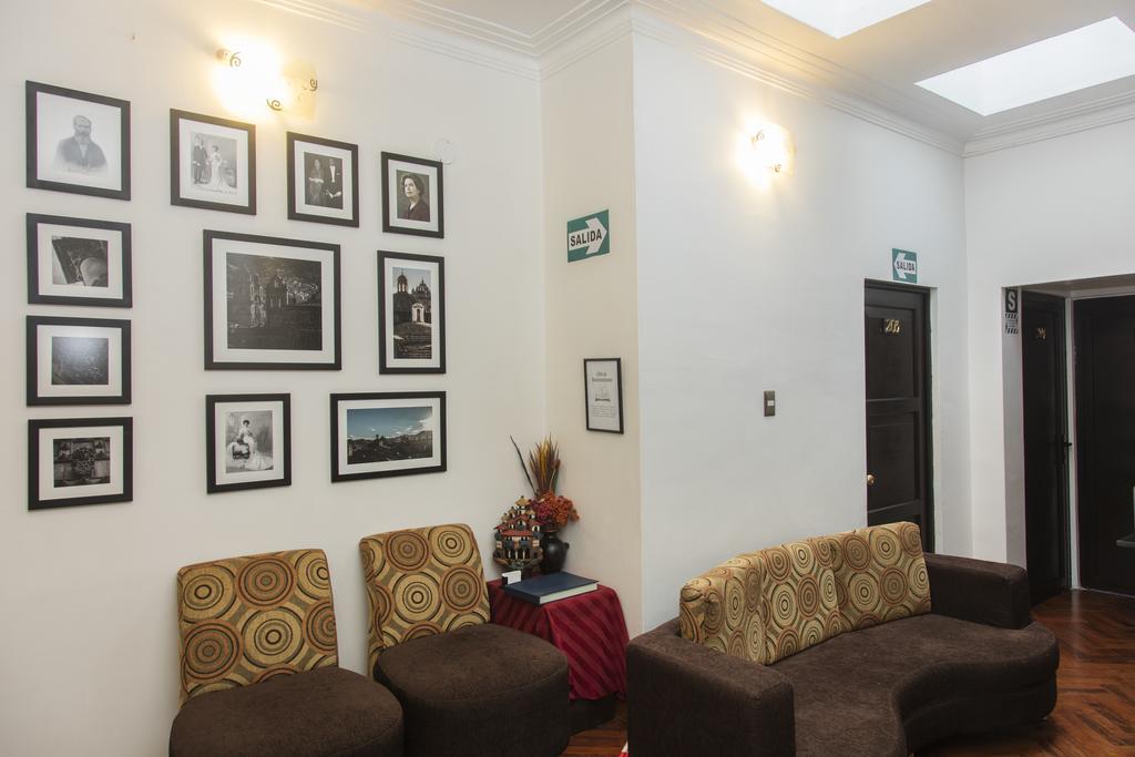 Hostal & Apartments El Triunfo Cuzco Buitenkant foto